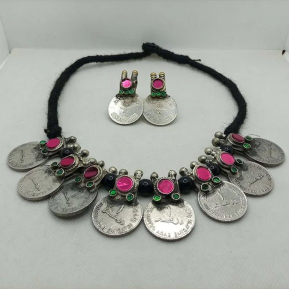 Vintage Coins Necklace With Earrings, Coins Jewelry Set With Glass Stones - Picture 7 of 11